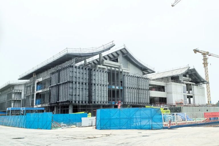 Street-Front Commercial Building