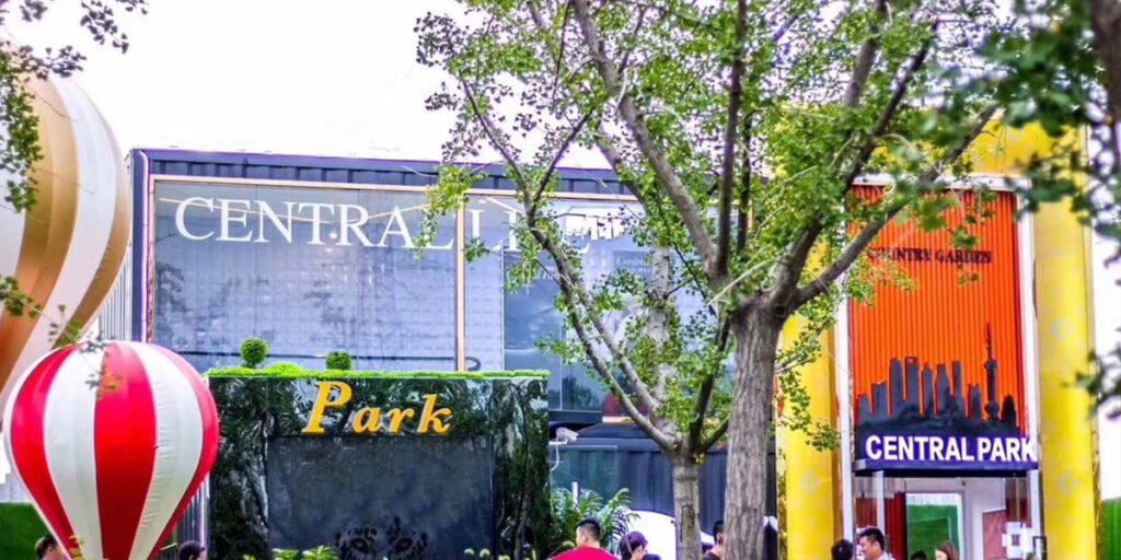Customized Shipping Container Sales Center Project